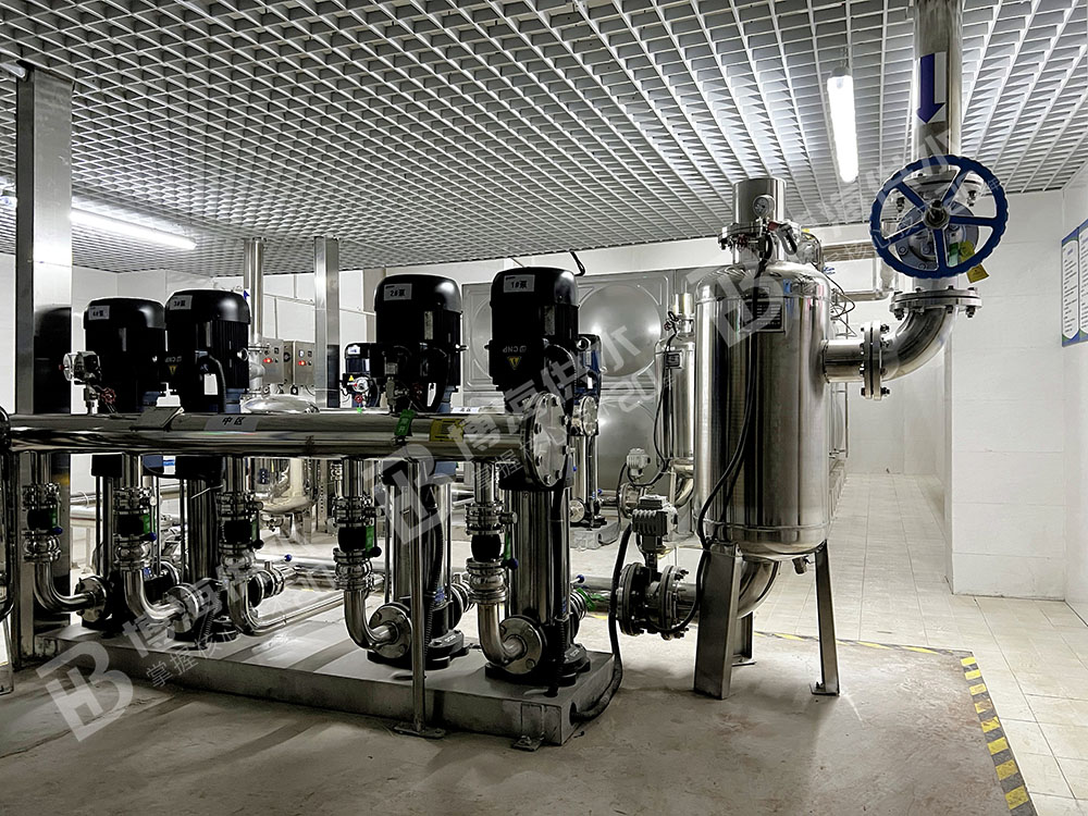 1740987652538560.jpg 箱式無(wú)負(fù)壓供水設(shè)備.jpg