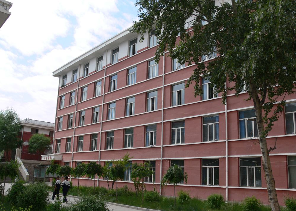 �W(xu��)У������ˮ�O(sh��)����ͼ����c(di��n)