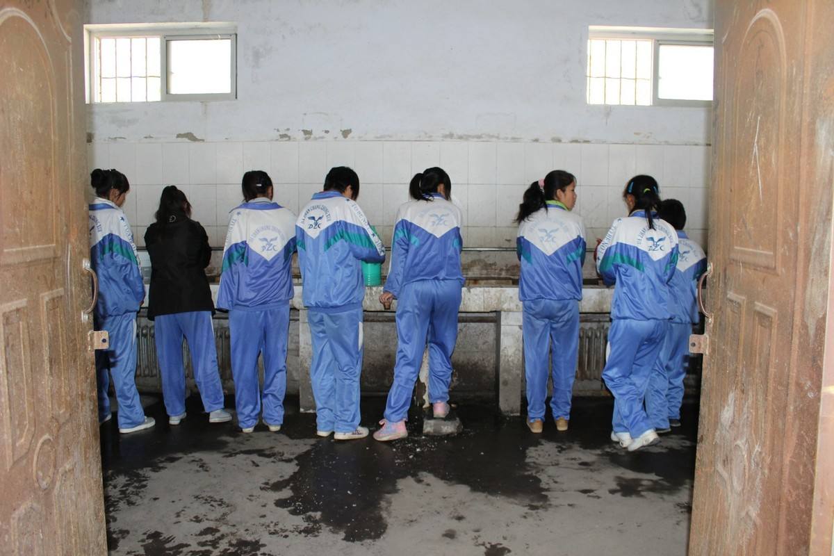 變頻恒壓供水設(shè)備解決學(xué)校生活用水